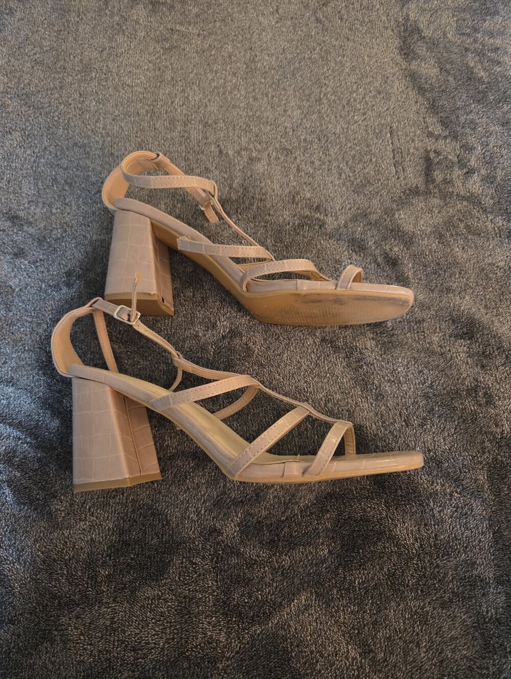 Strappy Block Heel Sandals Size 10 - Picture 3 of 6